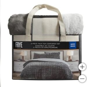 FRYE 3-piece Faux Fur Comforter Set, New, KING